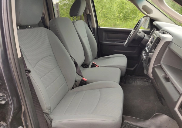 Dodge RAM cena 94500 przebieg: 144000, rok produkcji 2016 z Ostrołęka małe 407